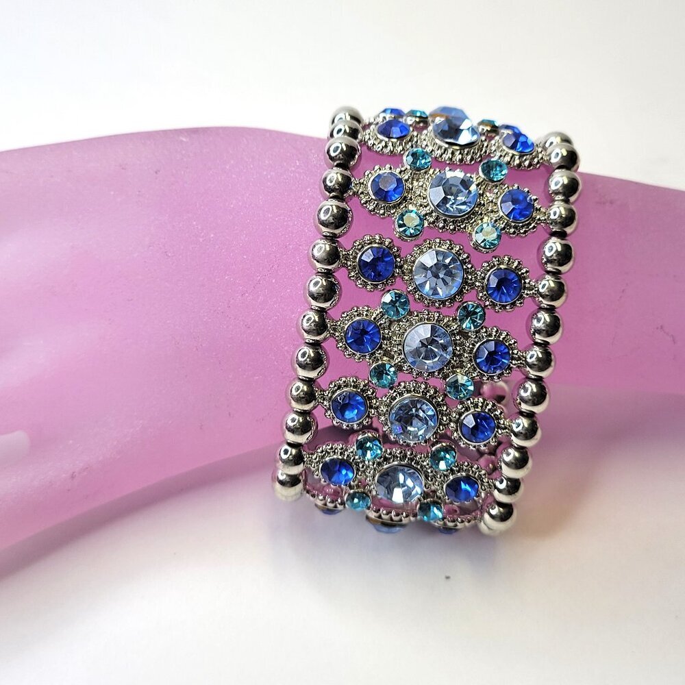 Blue Sparkling Crystal Stretch Rhinestone Bracelet